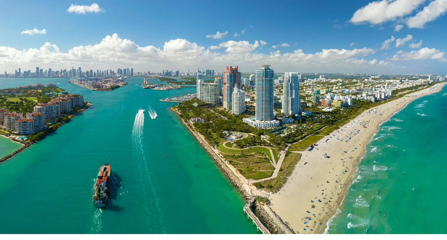 South Beach y Government Cut desde el aire